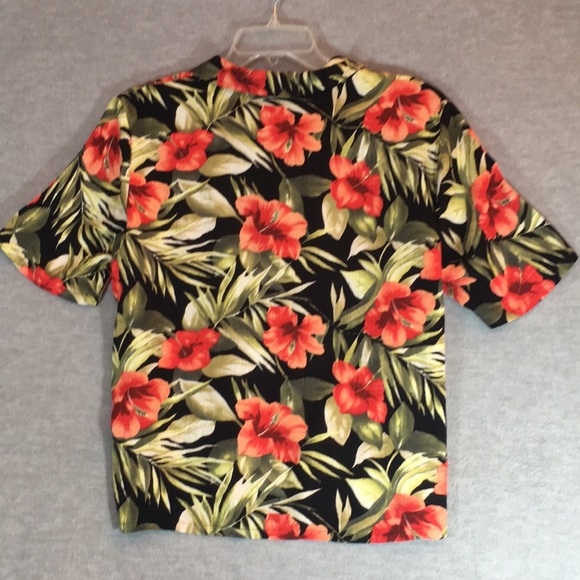 OUTFIT WOMAN Cruise Tropical Vacation Beachy Poolside Button Up Floral Blouse - Picture 2 of 14